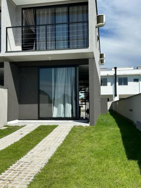 Casa Alto Padrão perto da praia